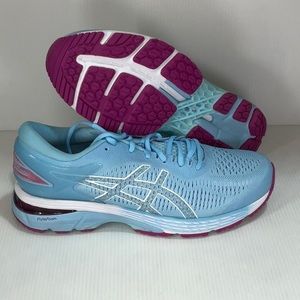 Woman’s Asics gel kayano 25 running shoes size 9 us
